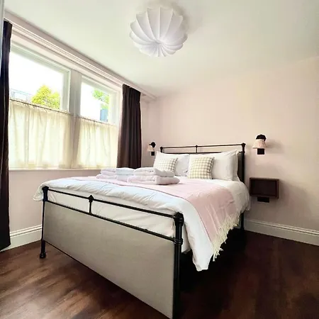Redland - 2 *