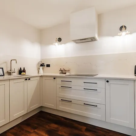 Apartment Redland - 2 *