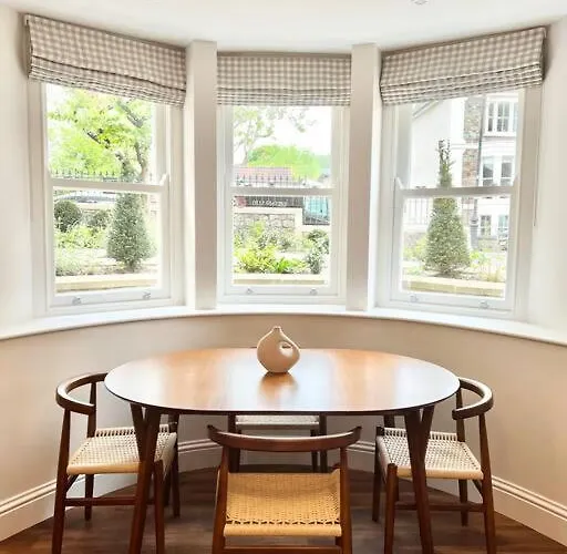 Redland - 2 * Бристоль