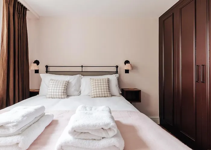 Redland - 2 * Бристоль